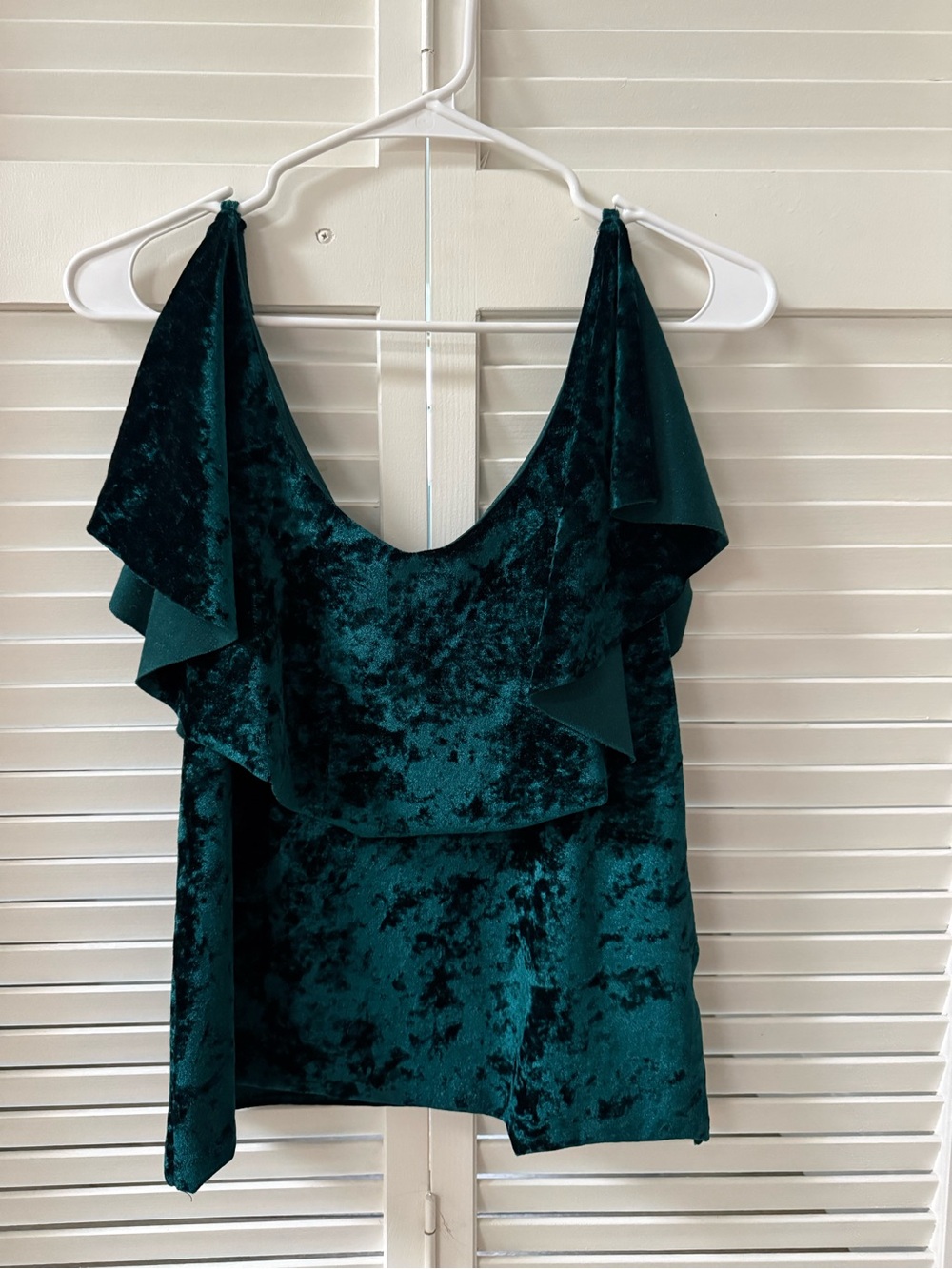 Chelsea28 Green Crushed Velvet Ruffle Camisole